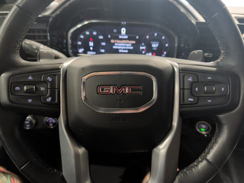 Used 2023 GMC Sierra 1500 SLT w/ SLT Premium Package AWD/4WD image 9