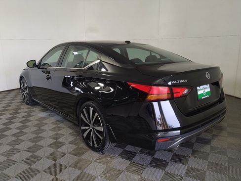 Used 2022 Nissan Altima 2.5 SR FWD image 3