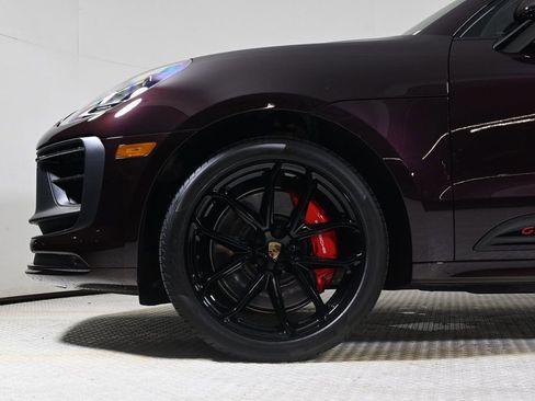Certified 2026 Porsche Macan GTS image 30