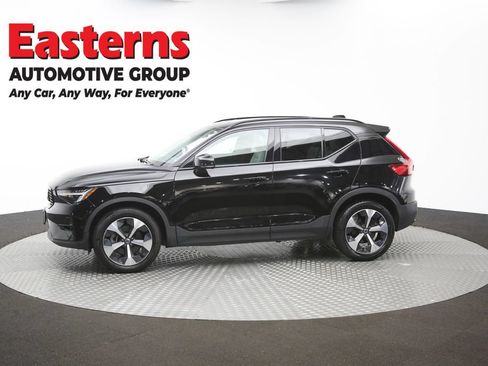 Used 2023 Volvo XC40 B4 Ultimate FWD image 53