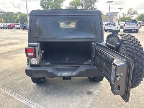 Used 2020 Jeep Wrangler Unlimited Sport AWD/4WD image 31