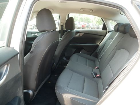 Used 2019 Kia Forte LXS FWD image 35