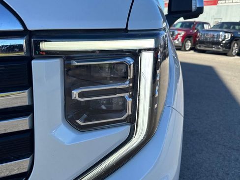 Used 2024 GMC Sierra 1500 SLT w/ SLT Premium Plus Package image 10