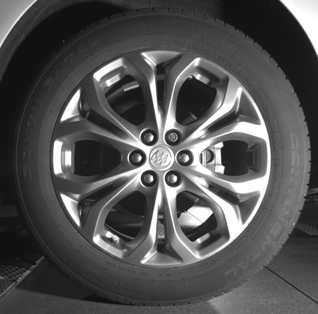 Used 2018 Buick Enclave Avenir w/ Avenir Technology Package AWD/4WD image 11