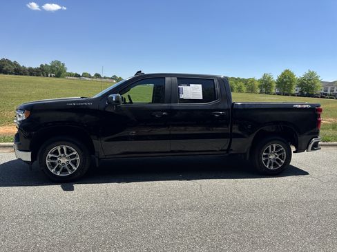 Used 2023 Chevrolet Silverado 1500 LT image 7