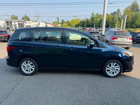 Used 2014 MAZDA MAZDA5 Sport FWD image 5