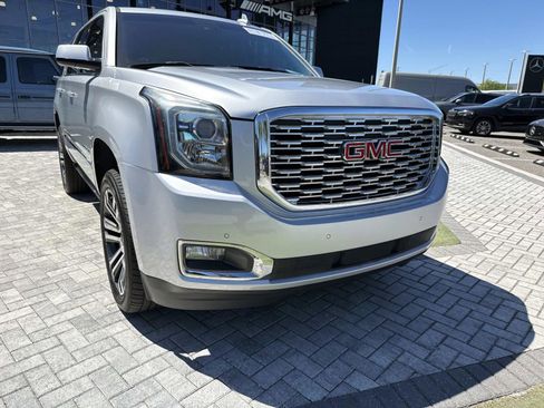 Used 2018 GMC Yukon Denali w/ Open Road Package AWD/4WD image 9
