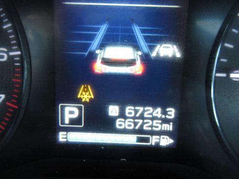 Used 2020 Subaru Impreza 2.0i Premium image 21