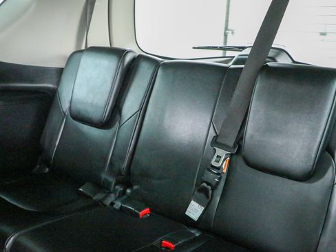 Used 2023 INFINITI QX80 Luxe w/ Cargo Package RWD image 28