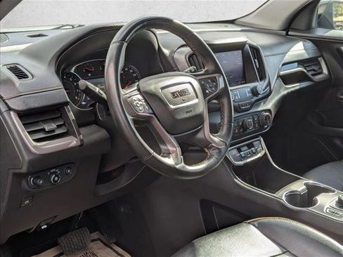 Used 2023 GMC Terrain AT4 image 10