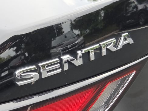 Used 2021 Nissan Sentra S FWD image 13