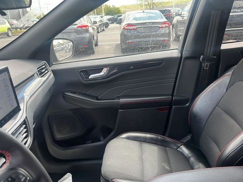 Used 2024 Ford Escape ST-Line w/ Tech Pack #1 AWD/4WD image 19