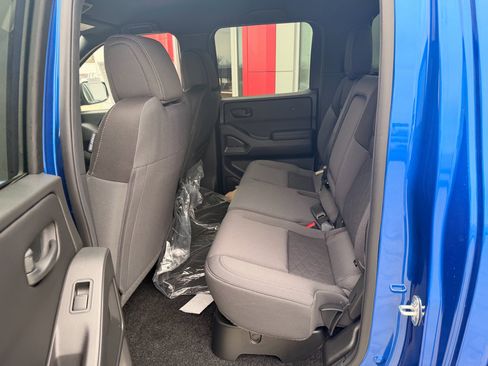 New 2026 Nissan Frontier SV image 6