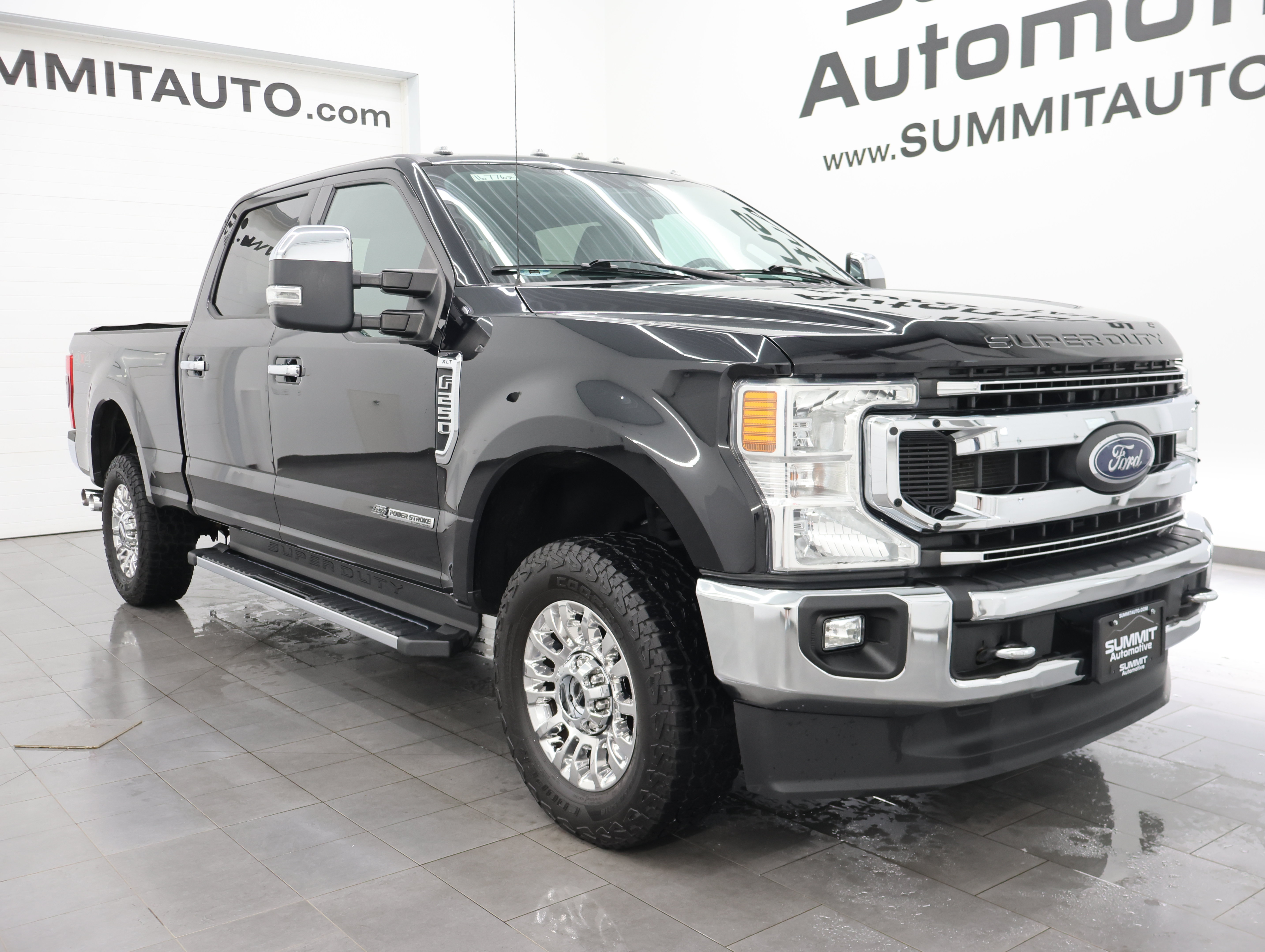 Used 2021 Ford F250 XLT w/ XLT Premium Package AWD/4WD image 2