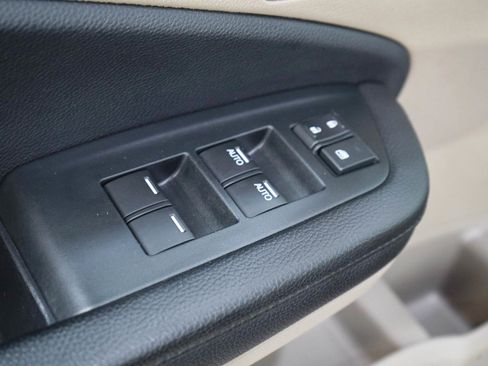 Used 2022 Honda Pilot Special Edition image 24