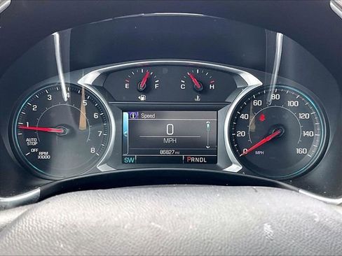 Used 2018 Chevrolet Equinox LT w/ Sun & Infotainment Package image 4