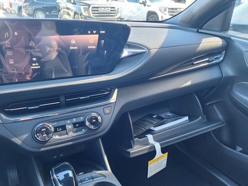 New 2026 Buick Envista Preferred w/ Convenience I Package image 32