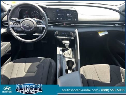 Certified 2023 Hyundai Elantra SEL FWD image 14
