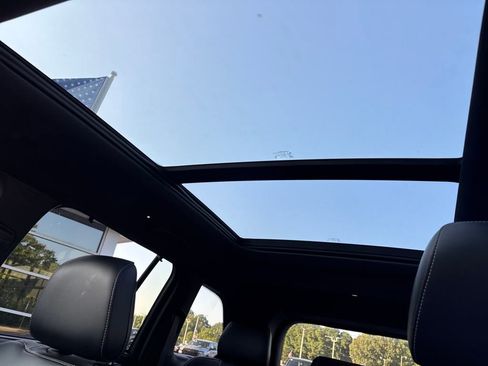 New 2024 Jeep Grand Cherokee Limited 4xe w/ Luxury Tech Group II image 20