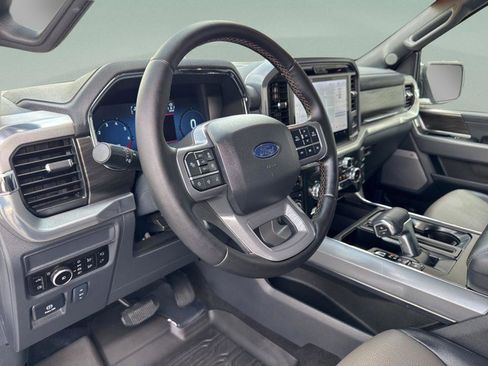 Used 2025 Ford F150 Lariat w/ Equipment Group 501A Mid image 21