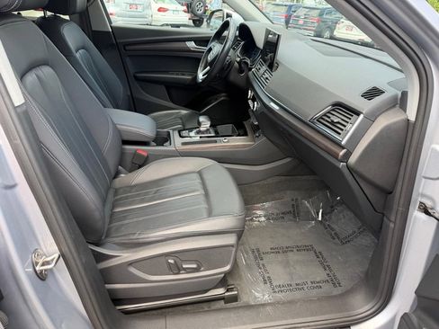 Used 2023 Audi Q5 2.0T Premium w/ Convenience Package AWD/4WD image 28