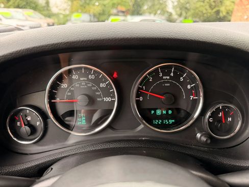 Used 2017 Jeep Wrangler Unlimited Sport AWD/4WD image 18