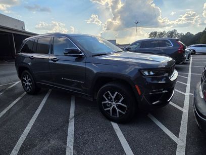 Used 2023 Jeep Grand Cherokee Limited w/ Trailer Tow Prep Group (B)