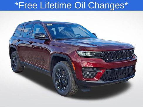 New 2025 Jeep Grand Cherokee Altitude AWD/4WD image 1
