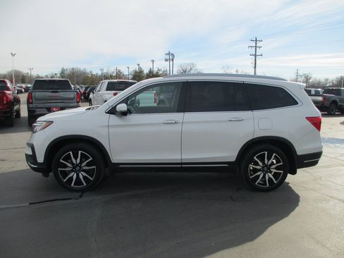 Used 2019 Honda Pilot Touring image 8