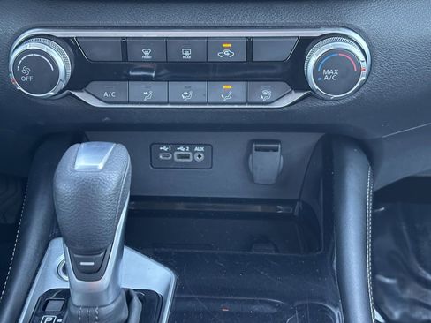 Used 2023 Nissan Altima 2.5 SV image 19