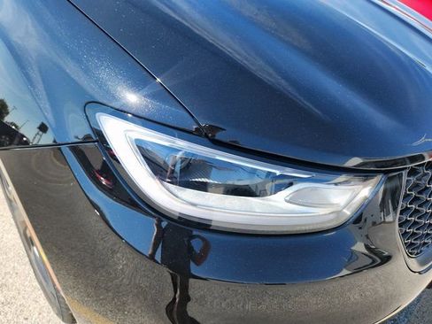 New 2026 Chrysler Pacifica Limited w/ S Appearance Package image 20