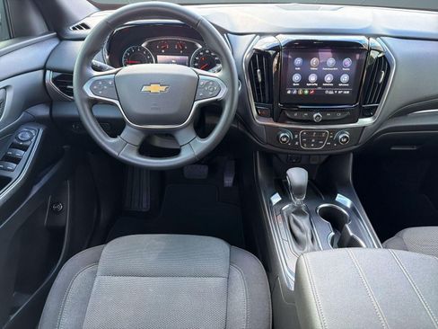 Used 2023 Chevrolet Traverse LT FWD image 28