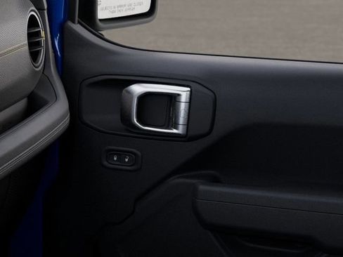 New 2025 Jeep Wrangler Unlimited Rubicon 392 image 27