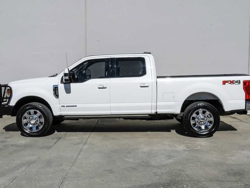Used 2021 Ford F250 Lariat w/ Lariat Ultimate Package image 15