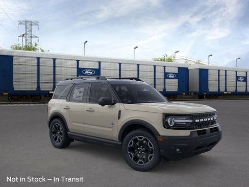 New 2025 Ford Bronco Sport Outer Banks w/ Outer Banks Tech Package+ image 8