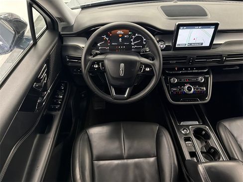 Used 2022 Lincoln Corsair AWD w/ Equipment Group 101A image 18