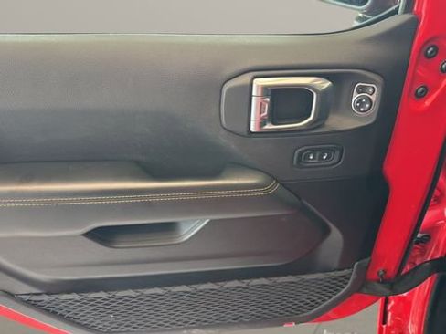 Used 2024 Jeep Wrangler Sahara w/ Technology Group image 8