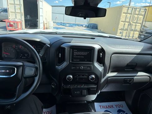 Used 2022 GMC Sierra 1500 Pro w/ Convenience Package AWD/4WD image 11