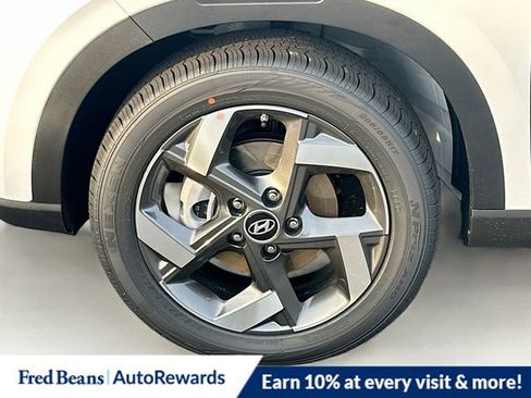 New 2026 Hyundai Venue SEL image 5