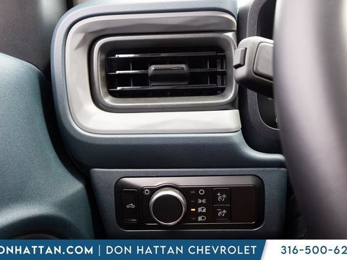 Used 2025 Ford Maverick XLT w/ XLT Luxury Package AWD/4WD image 11