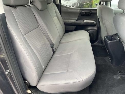 Used 2017 Toyota Tacoma SR5 w/ Tow Package AWD/4WD image 19