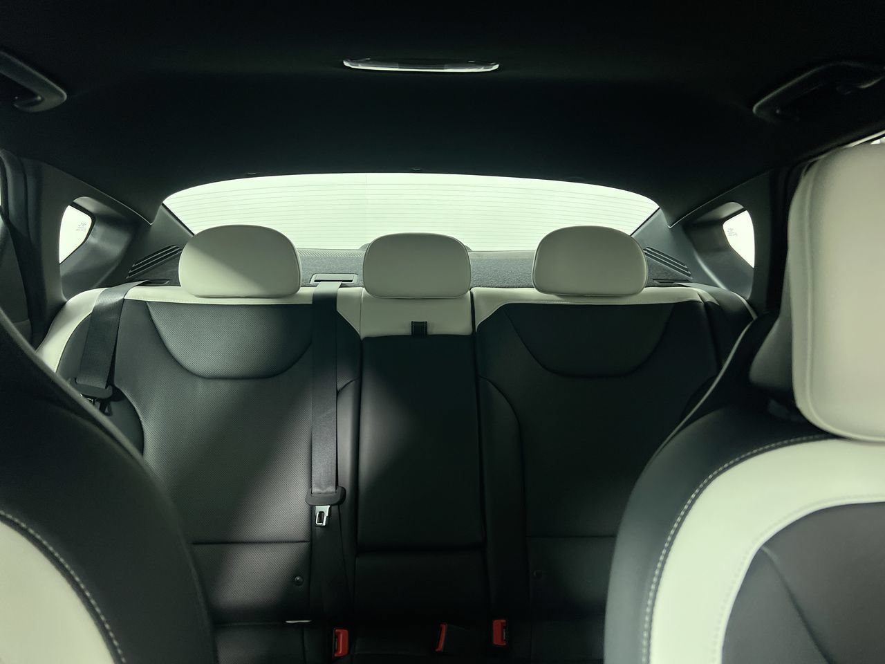 New 2026 Kia K4 GT-Line w/ GT-Line Sunroof Package FWD image 33