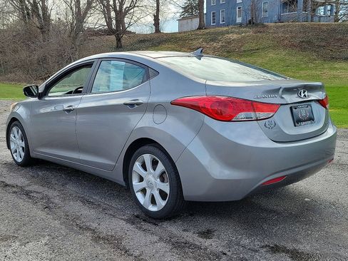 Used 2011 Hyundai Elantra Limited FWD image 21