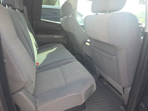 Used 2010 Toyota Tundra 4x4 Double Cab image 21