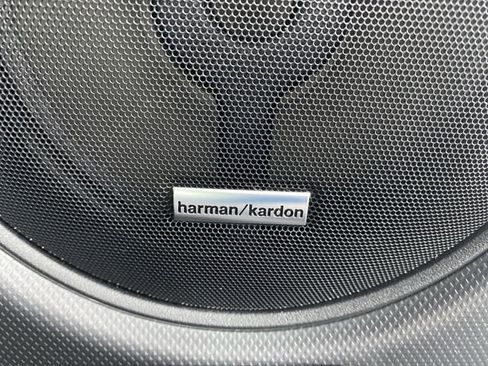 Used 2024 Subaru Forester Touring w/ Pop Package 2 image 19