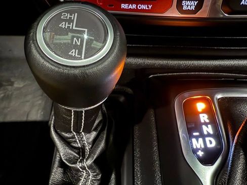 Used 2021 Jeep Wrangler Unlimited Rubicon image 29