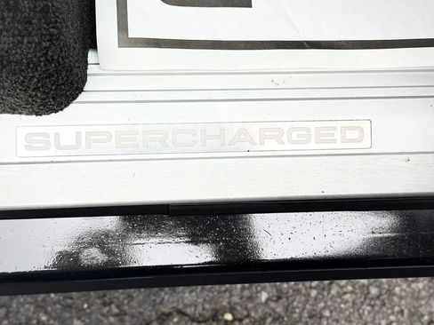 Used 2011 Land Rover Range Rover Supercharged image 42