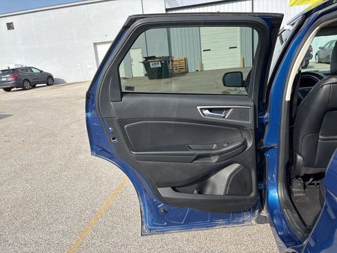 Used 2024 Ford Edge SEL image 24