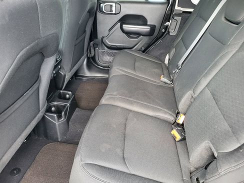 Used 2020 Jeep Wrangler Unlimited Sport AWD/4WD image 27