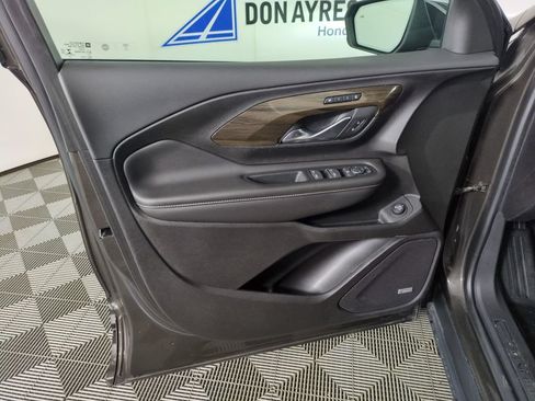 Used 2019 GMC Terrain Denali w/ LPO, Floor Liner Package FWD image 12
